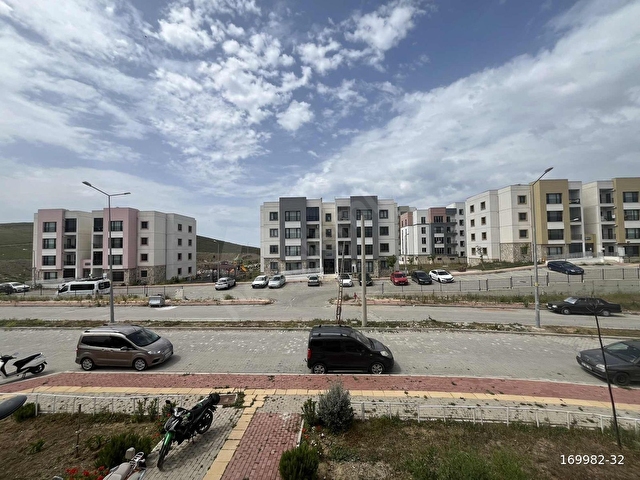 SEFERİHİSAR TOKİDE KİRALIK ARA KAT 2+1 ÖNÜ AÇIK HAZIR DAİRE - Görsel 13