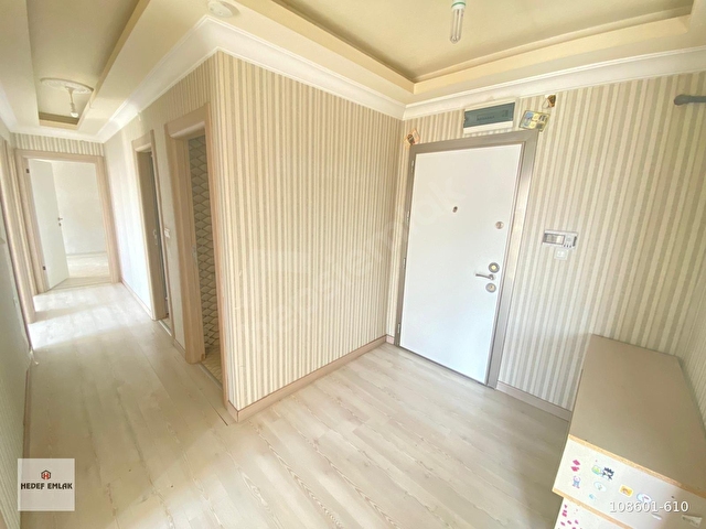 HEDEF EMLAK AYRICALIĞIYLA 3+1 EBEVEYN BANYO YAPILI MERKEZİ KONUM - Görsel 2
