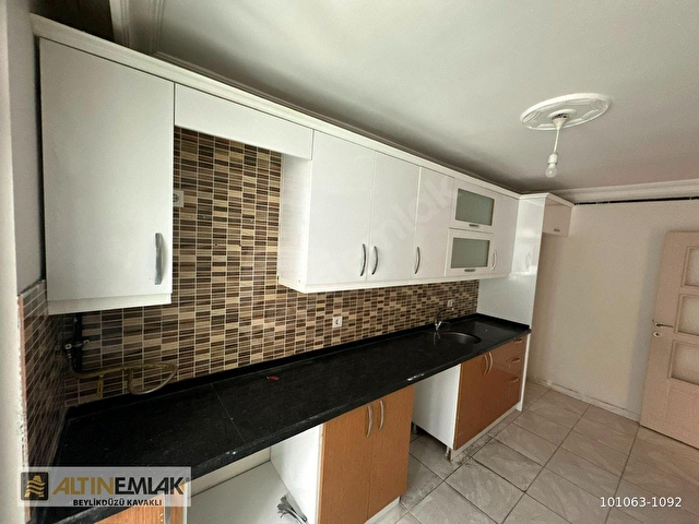 ESENYURT TURGUT ÖZAL MAHALLESİNDE , TORİUM AVM NİN YANIBAŞINDA , METROBÜSE 3 DK SATILIK DAİRE 2+1 - Görsel 13