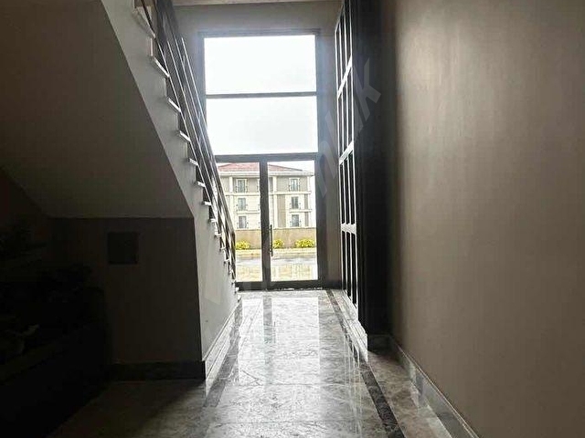 DENİZ İSTANBUL SEDEF KONAKLARI DENİZ MANZARALI SATILIK 4+1 DAİRE - Görsel 2