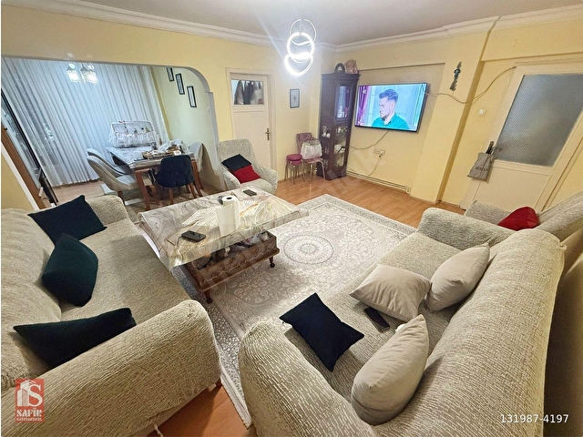 SAFİRDEN AŞAĞI EĞLENCE GÖBEKTE BALKONLU MASRAFSIZ 2+1 DAİRE!!