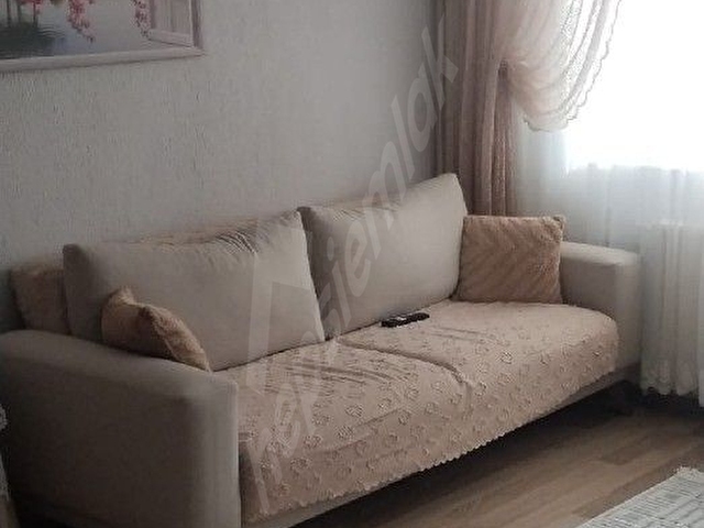 MASRAFSIZ TERASI VE KİLERİ OLAN MUTFAK DOLABI KAPILAR WC BANYO BADANASI YENİ YAPILMIŞ SATILIK DAİRE - Görsel 3