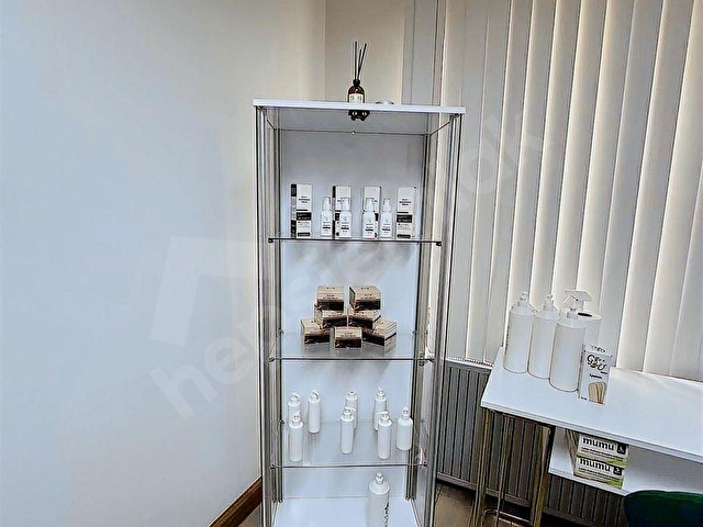 Ümraniye Çarşıda Full Donanımlı Devren Kiralık Güzellik Merkezi - Görsel 7