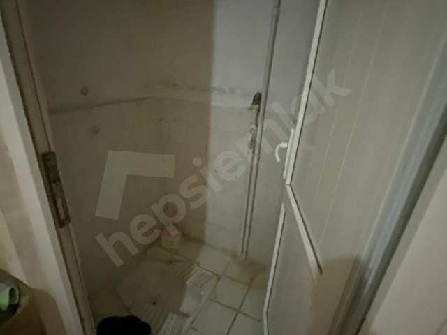 AKSADAN DEMETEVLER METRO DİBİNDE 3+1 SATILIK DAİRE - Görsel 10