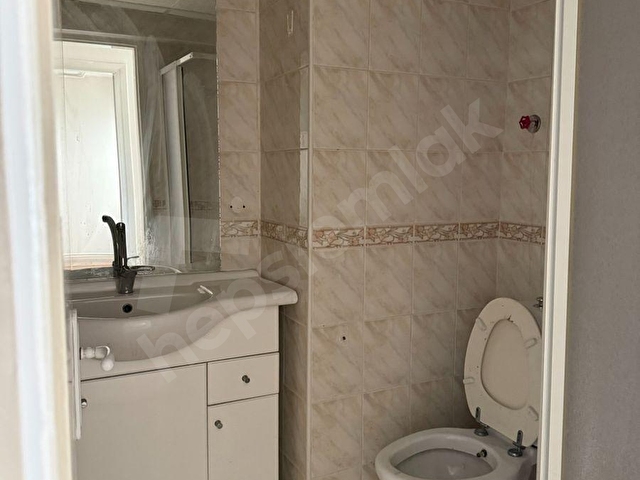 ÜÇKUYULAR CADDE ÜSTÜ ÇOK MERKEZİ KONUMDA - Görsel 10