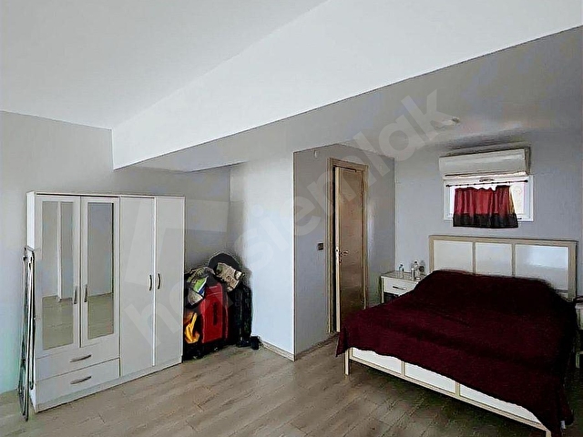 bornova atatürk mahallsinde manzaralı eşyalı kiralık loft daire - Görsel 29