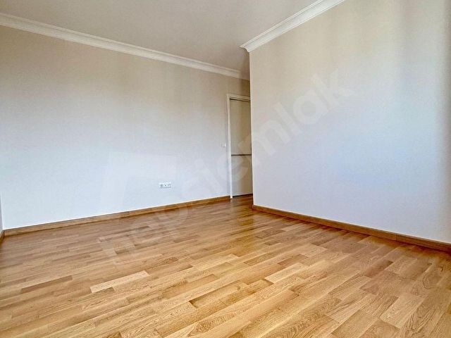 ERENKÖY DİVANIN SOKAĞINDA SIFIR BİNADA ARMADADAN 100M²NET - Görsel 13