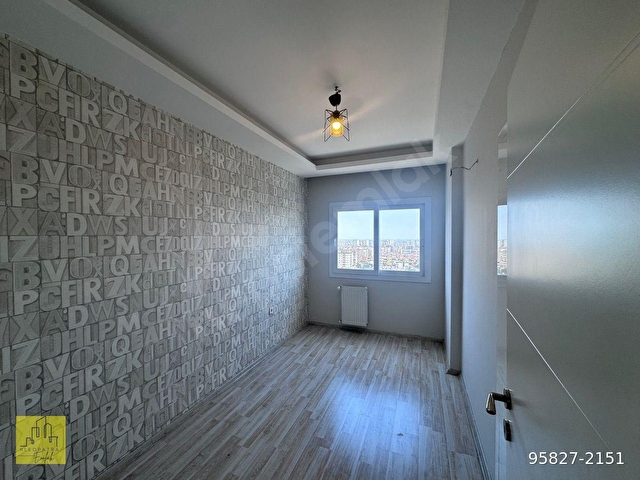 SATILIK ERGENEKON DA 4+1 ADA MUTFAK SİTE İÇERİSİNDE FIRSAT DAİRE - Görsel 15