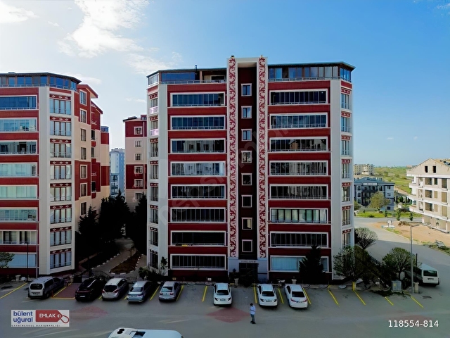 NAR MANZARALI TUNA SİTESİNEDE D BLOK 3. KAT 4,5+1 210 M² SATILIK