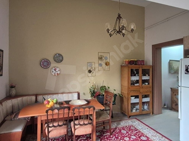 Yeldeğirmeninin Kalbinde, 75m2 Arsalı, 215m2 net Kullanım Alanına Sahip, Nadide Bir Mülk - Görsel 22
