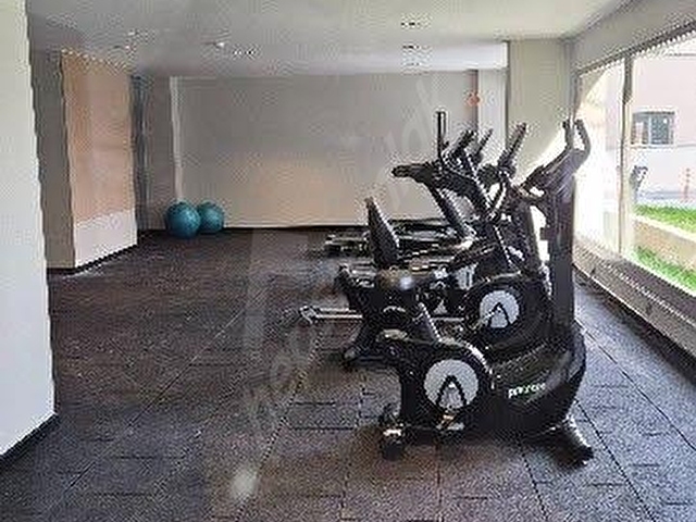 Küçükçekmece Halkalı Caddesinde Brand Atakent 2 Sitesinde Arakat Satılık 1+1 72m2 Daire - Görsel 3