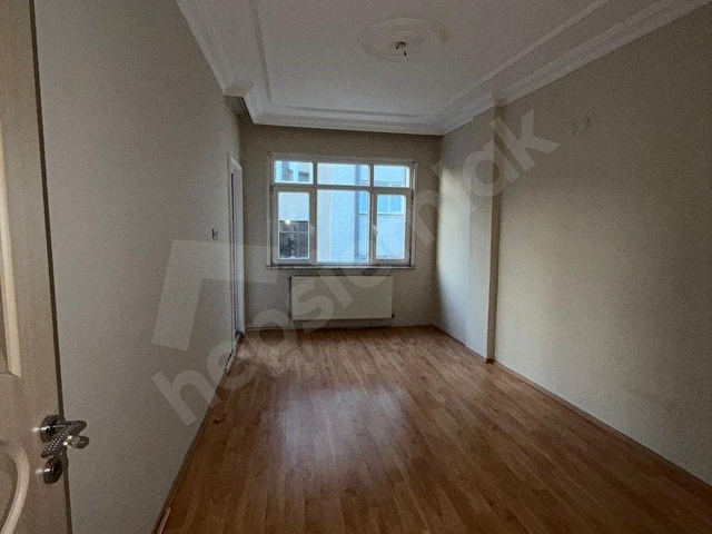 Gaziosmanpaşa Merkezde Kiralık 2+1 Daire - 110m²