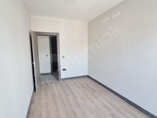 KENTSEL DÖNÜŞÜMDE LÜKS KİRALIK 3+1 DAİRE - Görsel 7