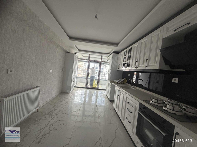 HAS GAYRİMENKULDEN FIRSAT 4+1 G.ODALI EBEVEYN BANYOLU DAİRE - Görsel 2
