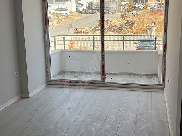 SATILIK YENİ 1+1 DAİRE – MERKEZİ KONUMDA, YENİ TESLİM, YATIRIMLIK FIRSAT!