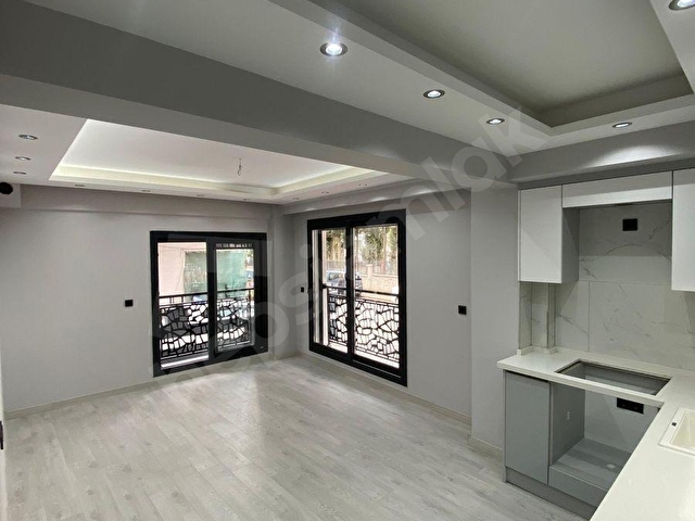 Buca Menderes Mahallesinde 2+1 Satılık Daire