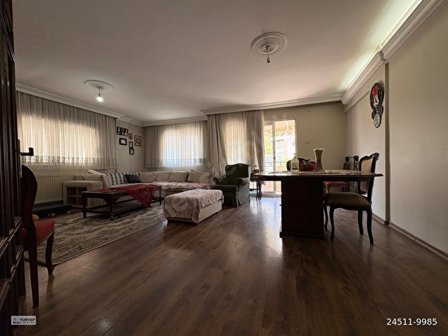 Forbes Caddesi Üzeri 3+1 Doğalgazlı 135 M2 Satılık Fırsat Daire - Görsel 3