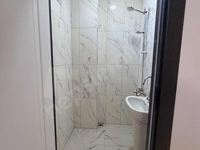 |AĞAOĞULLARINDAN| KOMBİ PETEKLİ 2+1 GENİŞ SIFIR DAİRE - Görsel 2