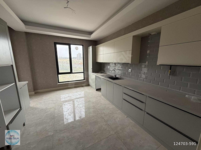 HEYBELİADA SİTESİNDE SATILIK 3+1 ARA KAT DAİRE - Görsel 19