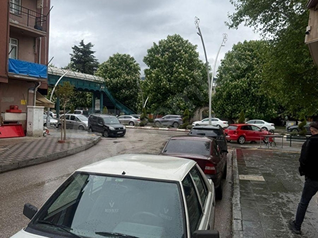 ESENTEPE DELİKKAPI CAMİİ MEVKİİ 2,5+1 SATILIK DAİRE - Görsel 3