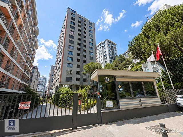 Grena Suadiye Sitesi nde Deniz Manzaralı 3+1 Satılık Daire