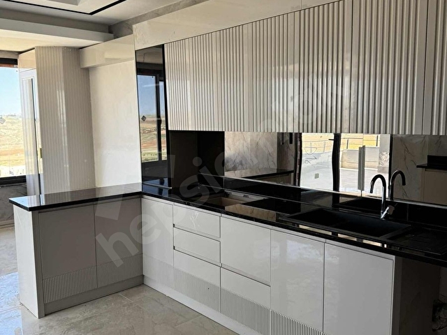 BEŞTEPE ONKOLOJİDE YÜKSEK KONUMDA SATILIK 3,5+1 DAİRE - Görsel 16
