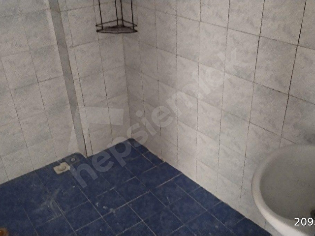 BULGURLU METRO 15 DAK  3 KAT 2+1 ODA  85 M2 AYRI MUTFAK BALKONLU - Görsel 19
