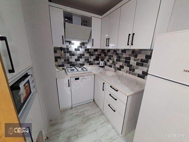 CESA dan Sıfır Eşyalı Cam Balkonlu Geniş Kiralık 1+1 Daire!!! - Görsel 24