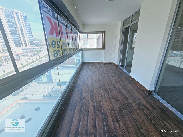 GÜNEŞEVLERDE CADDE ÜZERİ ÖN CEPHE ÇOK İYİ KONUMLU - Görsel 23