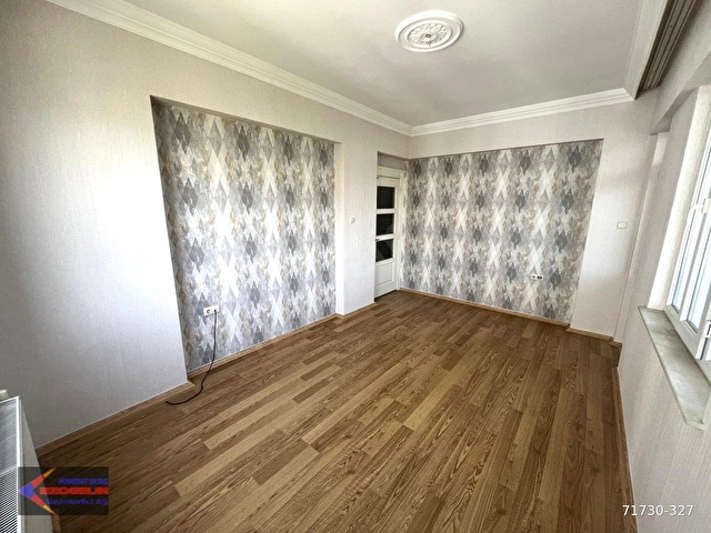 EZOGELİNDEN ERTUĞRUL GAZİ DÜZLÜKTE 3+1 BAKIMLI SATILIK DAİRE... - Görsel 10