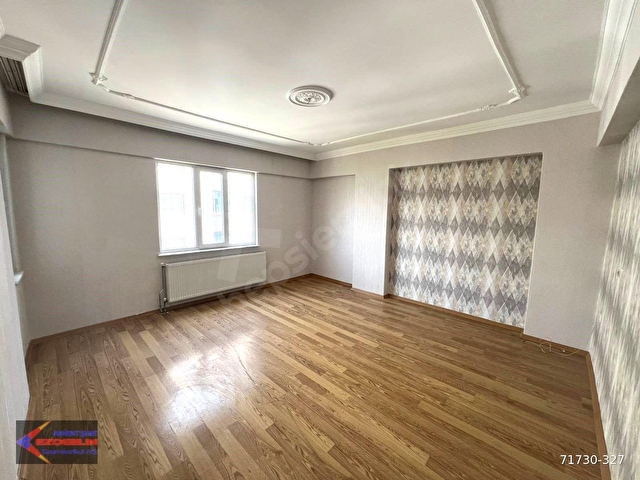 EZOGELİNDEN ERTUĞRUL GAZİ DÜZLÜKTE 3+1 BAKIMLI SATILIK DAİRE... - Görsel 5