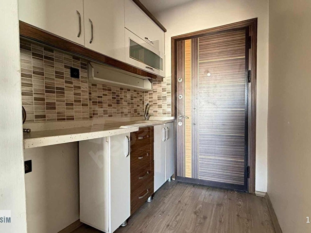 CUMHURİYET İŞHANINDA 1+1 FULL YAPILI 60 m2 DAİRE - Görsel 6