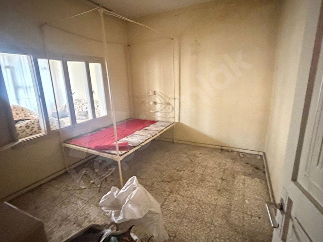 SY GAYRİMENKUL DEN ANIT MAHALLESİ  İKİ KATLI  5 KATA İMARLI SATILIK MÜSTAKİL EV - Görsel 4