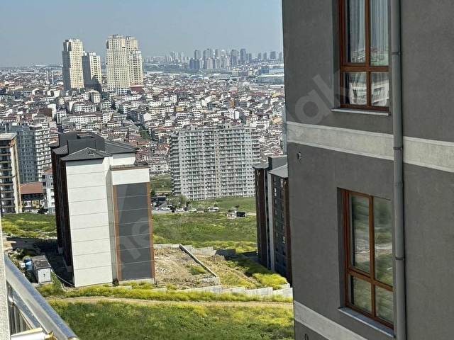 BEYLİKDÜZÜ METROBÜSE 10 DK YÜRÜME,GÜVENLİKLİ SİTEDE 1+1 - Görsel 6