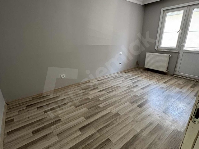 BEYLİKDÜZÜ METROBÜSE 10 DK YÜRÜME,GÜVENLİKLİ SİTEDE 1+1 - Görsel 11