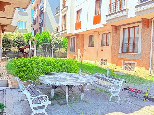 SANCAKTEPE SAMANDIRA ACİL METRO YANI SATILIK SİTE İÇİ 2+1 DAİRE
