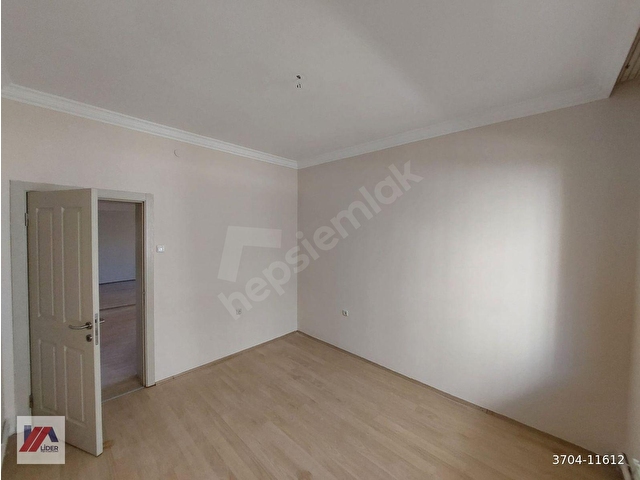 BARBAROS MH.BÜYÜK ELÇİ SK.YÜKSEK GİRİŞ YAPILI BAHÇE MANZARALI BOYALI DAİRE - Görsel 16