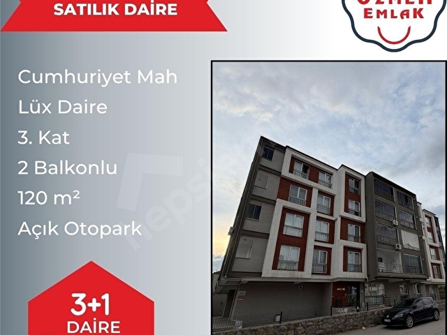 ÖZMEN EMLAKTAN 5000.EVLERDE 3+1 SATILIK LÜKS DAİRE