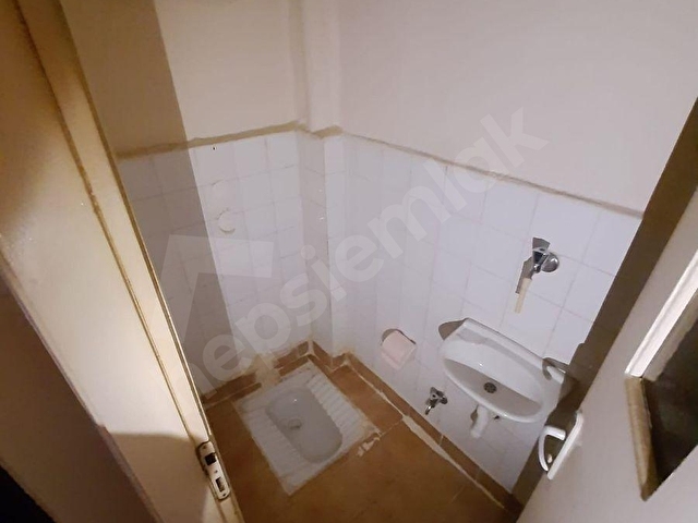 ÜNSAL EMLAKDAN ANKARA YENİMAHALLE BATIKENT ERGAZİ MAHALLESİ 3+1 KİRALIK DAİRE - Görsel 11