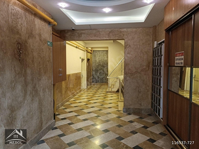 çiğli inönü mahallesinde havuzlu site içinde 3+1 konforlu daire - Görsel 18