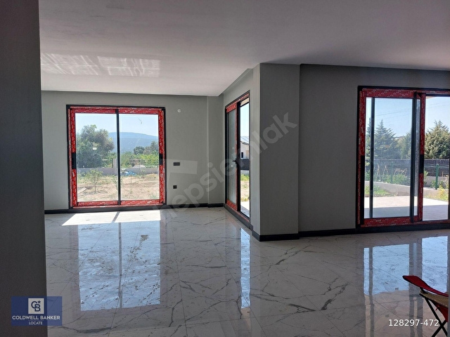 Urla Kuşçular da Geniş Bahçeli Kiralık Sıfır Villa - Görsel 13