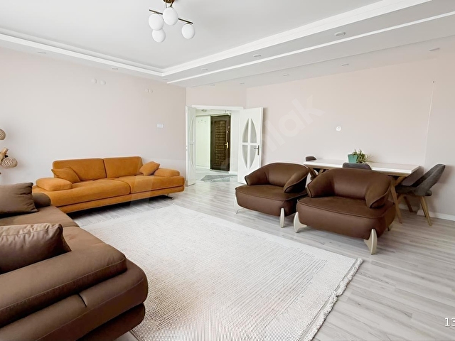 REMAX MAVİDEN ÇARŞI MERKEZDE SATILIK GENİŞ 3+1 GARAJLI DAİRE - Görsel 16