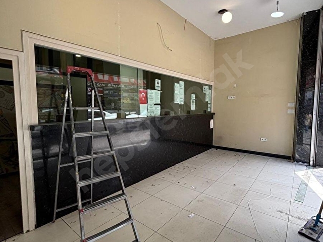 KADIKÖY SÖĞÜTLÜÇEŞME CADDESİNDE KİRALIK KÖŞE DÜKKAN - Görsel 8