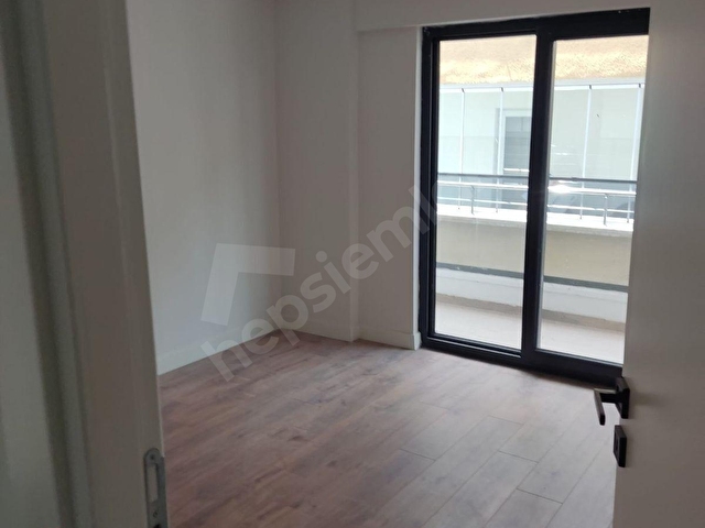 ÇETİN EMEÇ BULVARI ÜZERİ SIFIR BİNA SIFIR DAİRE 2+1 KATTA ANKASTRE MUTFAK ÖNÜ AÇIK MANZARALI KİRALIK - Görsel 6