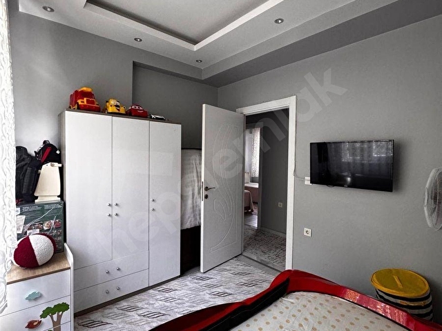 KÜÇÜKÇEKMECE FATİH MAHALLESİNDE 3+1 SATILIK DAİRE (takasa açık) - Görsel 8