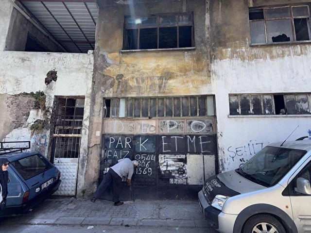 MARMARADAN BALIKESİR TTM ARKASI SANAYİ SİTESİNDE SATILIK DÜKKAN