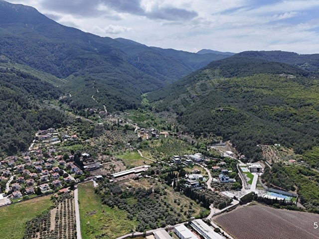 Kemalpaşada 180m2 Natamam Satılık Bahçeli Müstakil Villa - Görsel 16