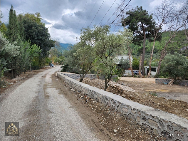 Kemalpaşada 180m2 Natamam Satılık Bahçeli Müstakil Villa - Görsel 22