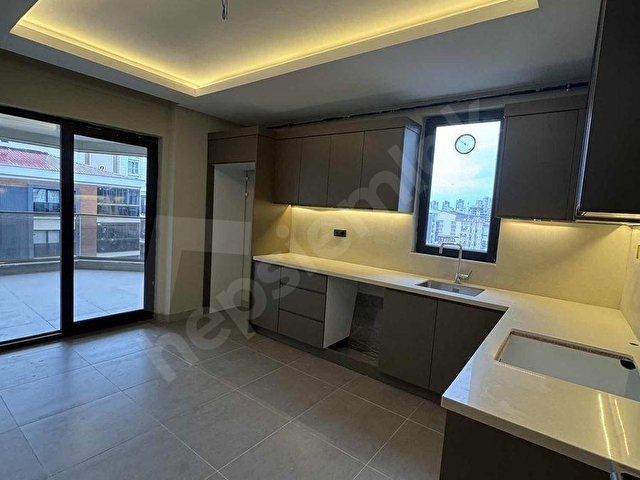 HİSARDN NİŞANTAŞI CAD YAKIN AYANE FIRININ ÜSTÜ LÜKS GENİŞ DAİRE - Görsel 17