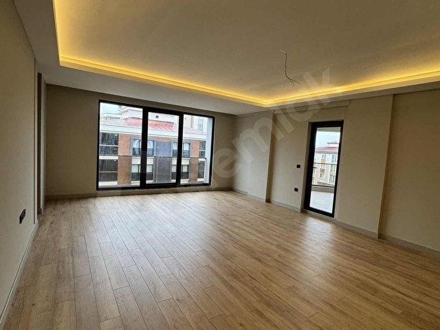 HİSARDN NİŞANTAŞI CAD YAKIN AYANE FIRININ ÜSTÜ LÜKS GENİŞ DAİRE - Görsel 13